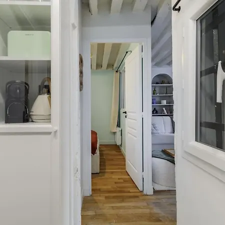 Chaleureux Proche Notre-dame - 1br Apartment Paris
